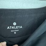 Athleta high traverse tight leggings in black pockets women’s size S high rise Photo 2