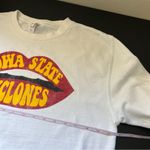 Just Hoods White Iowa State Lips Cropped Crewneck Sweatshirt Medium Photo 9