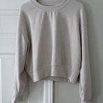 Lululemon  Softstreme Perfectly Oversized Cropped Crew 8 Photo 0