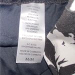S.C. & Co black and white skort size medium. Photo 3
