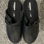 Clarks  black soft cushion wedged slip on clogs 9.5XW Photo 0