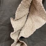 Karen Hart rugged army green faux suede vest with Sherpa Fleece - Size Medium Photo 7