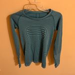 Lululemon Swiftly Tech Long Sleeve Crew in Heathered Forage Teal Photo 3