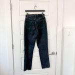 Abercrombie & Fitch  Ultra High Rise 90s Straight Jean Photo 5