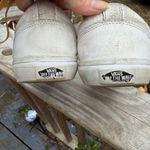 Vans  Women’s Seldan White leather Skate shoes size 8 Photo 6