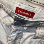 Unionbay light camo pants. Size 9 Photo 9