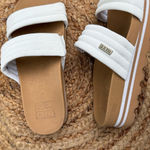 REEF  Women’s Sz 6 Platform Sandals White Double Strap Photo 2