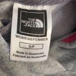 The North Face Gray Hoodie Pink Graphics Pouch Pocket Casual Outerwear Stretch S Photo 5
