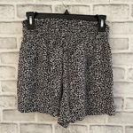 Abercrombie & Fitch Women’s Abercrombie high waist black/white animal print lightweight shorts XS Photo 1
