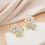 Daisy Women  Stud Earring with Green Leaf Yellow Flower Fancy Ear Accessories Photo 3