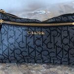 Calvin Klein  signature wristlet Photo 0