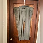 Athleta  Trekkie North Jogger Mountain Olive Size 22 Photo 1