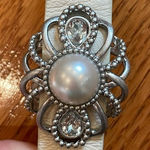 Lia Sophia Florence brooch cream leather bracelet Photo 0