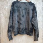 jo&co JO& tie dye crewneck sweatshirt gray and black Photo 3