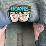 Hoka  One One Arahi 5 Sneakers Size: 8 Photo 3