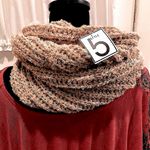 Women’s Pink Knit Infinity Scarf / Neck Warmer NWT Photo 2