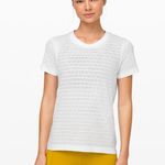 Lululemon Breeze By SS Photo 0