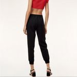 Aritzia Wilfred‎ Buffon Crepe Jogger Pant in Black Size Extra Small Photo 3