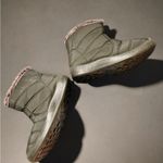 AB Fleece Lined Winter Boots Women’s Size 6 Zip Up Black Photo 3