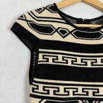 Alice + Olivia - Black & White Aztec Print Dress W/ Flared Hem Sz XS Photo 7