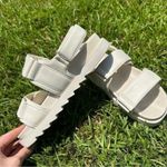 Stradivarius  beige adjustable double strap slip sandals in size 7 Photo 2