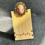 Sparkly Cameo Brooch Pin, Rhinestone Filigree Edging Detail, Red, Pink, Gold Red Photo 7