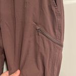 Mountain Hardwear  Dynama Pants in Mauve color Size XS Photo 4