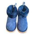 UGG  women’s cozy ankle Blue Suede sheepskin Boots size 6 Photo 1