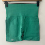 Set Active  High Waisted Seamless Ribbed Biker Shorts Emerald Green Photo 0