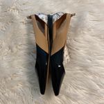 Halogen  Flats leather upper size 8.5 excellent condition black & tan color Photo 3