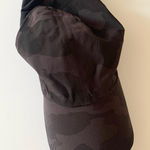 Lululemon  Camo Black Hat Photo 0