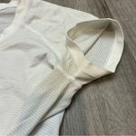 Lululemon  Swiftly Tech T-Shirt White Compression Workout Top Size 8 Photo 4
