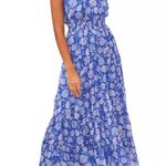 MSK Sleeveless V Photo 0