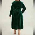 NWT!Dark green rib velvet wrap hem wrap pocket belt dress Size 12 or Large Photo 3