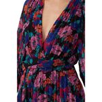 La Maison Talulah Sweet Talk Floral Print Pleated V Photo 6