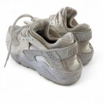 Nike  Air Huarache Used Sized 7.5 Photo 1