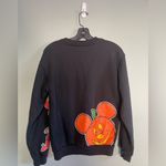 Disney  Japan 2022 Halloween Mickey Donald Goofy Pumpkin Black Sweatshirt Sz S Photo 7