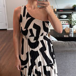 Abel the label Chic One-Shoulder Black and White Dress Photo 0