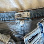 Abercrombie & Fitch Abercrombie 90s Straight Ultra High-Rise Curve Love Jeans Photo 2