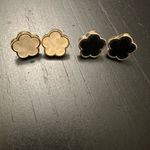White and Black Flower Earrings Photo 1