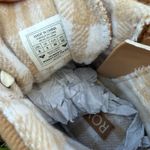 Roxy  Rae Mid Tan Sneakers Size 6 Photo 9