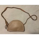 Madewell  Half Moon Crossbody Bag Light Tan Leather Clutch Purse Womens Handbag Photo 1