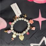 Betsey Johnson NEW! Coquette Sweetheart Swoon Charm Pearl Stretch Bracelet Photo 1