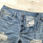 American Eagle Jeans Tomgirl Tapered Destroyed Blue Denim Button Size 4R EUC Photo 5