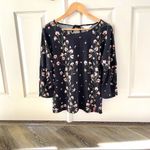 LC Lauren Conrad black floral 3/4 sleeve top Photo 9
