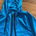 Oakley Wind Breaker Photo 1