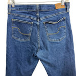 Levi's Signature Levi Strauss High Rise Straight Jeans Women’s Size 16 W33 Blue Denim Photo 4