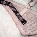 Victoria's Secret Victoria’s Secret Lined Plunge Bra! Photo 4