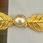 Lady Ellen Gold Leaf Hair Clip w/ Faux Pearl Photo 1