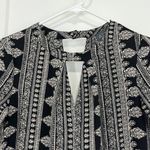 ASTR Long Sleeve Black and White Pattern V-Neck Romper Photo 2